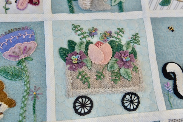 Load image into Gallery viewer, Spring Quilt Block of the Month - Registration