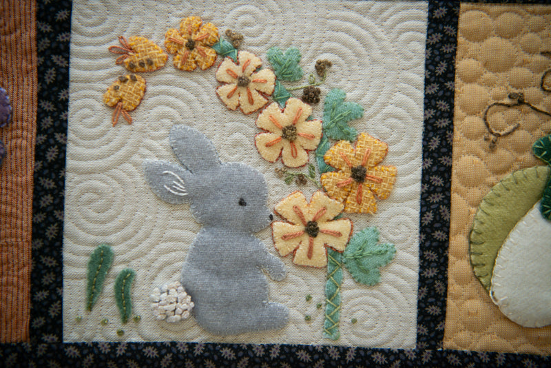 Load image into Gallery viewer, Autumn - Block of the Month Registration