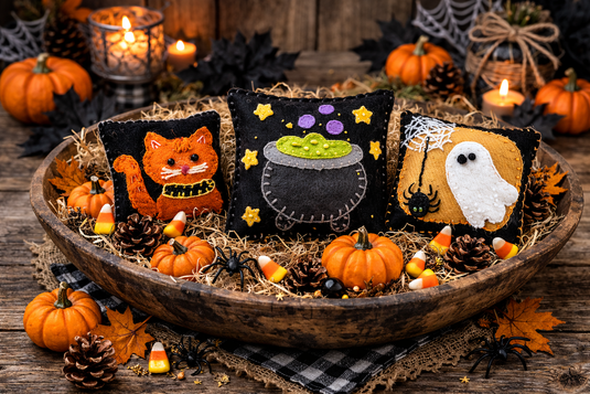 Little Bits of Halloween