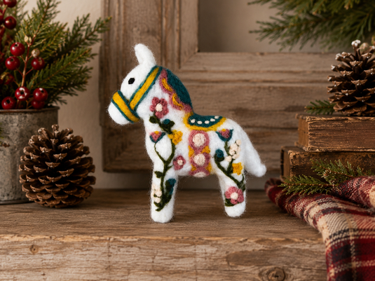 Needle Felting : Dala Horse
