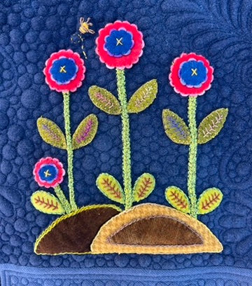 Load image into Gallery viewer, Honey Bee - Block of the Month Subscription
