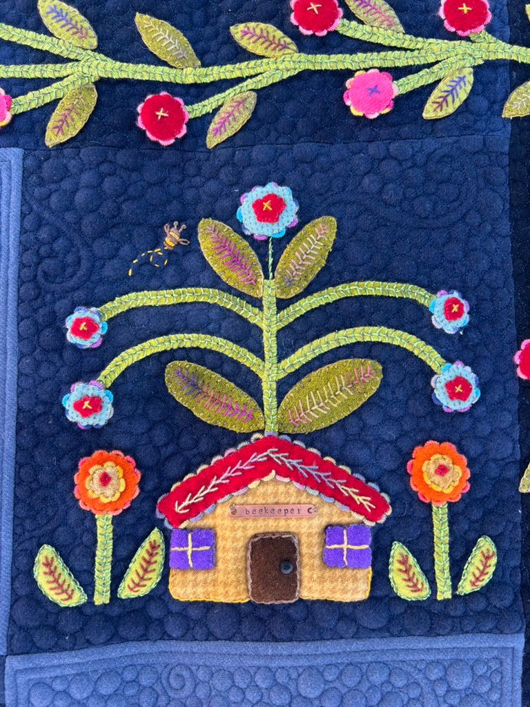 Load image into Gallery viewer, Honey Bee - Block of the Month Subscription
