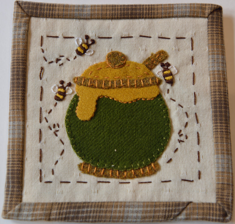 Load image into Gallery viewer, Little Darling - Honey Pot (June)
