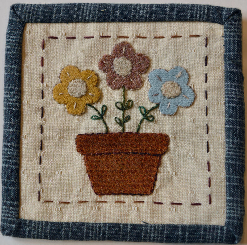 Load image into Gallery viewer, Little Darling - Floral Arrangement (May)
