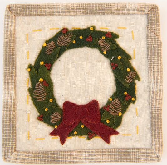 Little Darling - Wreath (December)