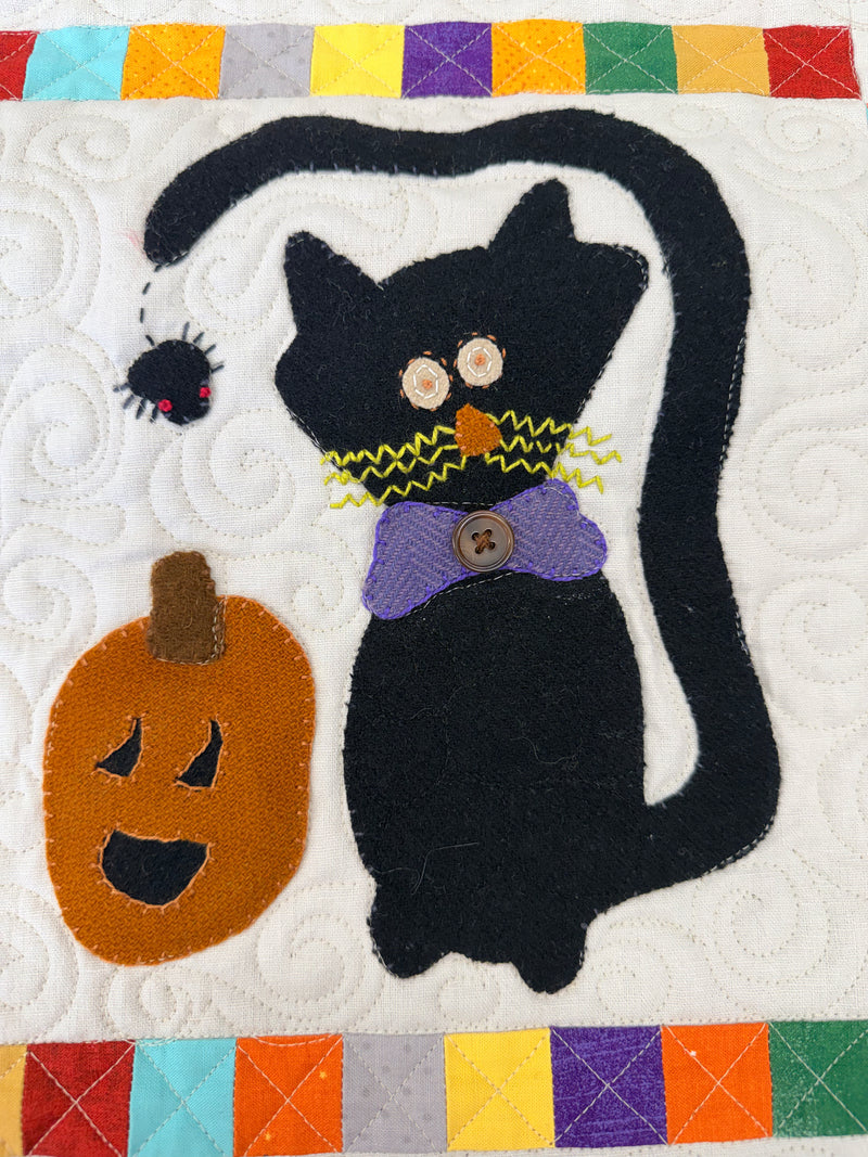 Load image into Gallery viewer, Ronda's Halloween Quilt Subscription Registration

