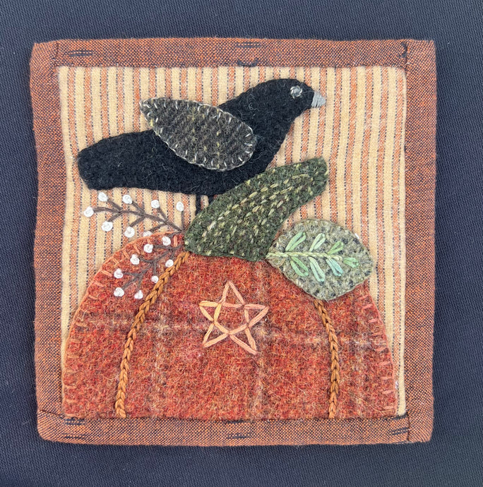 Quilt Mini Crow and Pumpkin