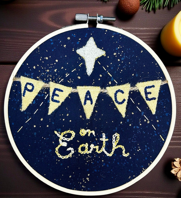 Mini Wool Banner - Peace on Earth