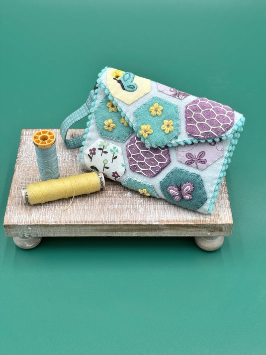 SIMPLY FALL Two 2 Mini Candle Mat Kits, Wool Penny Kits, DIY Felt Crafts,  Wool Applique Kits, Embroidery Kit, Fall Home, Fall Felt Crafts 