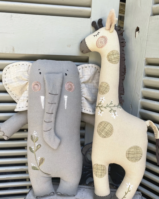 Jungle Friends - Elephant and Giraffe