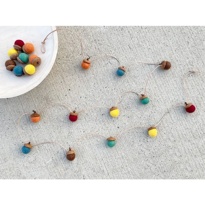 Acorn Wool Ball Garland - Default