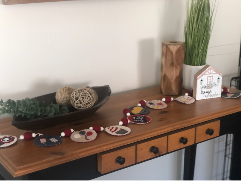 Load image into Gallery viewer, Americana Garland - Default
