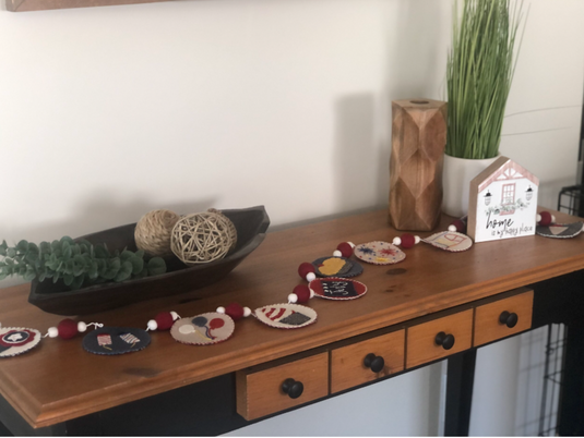 Americana Garland - Default