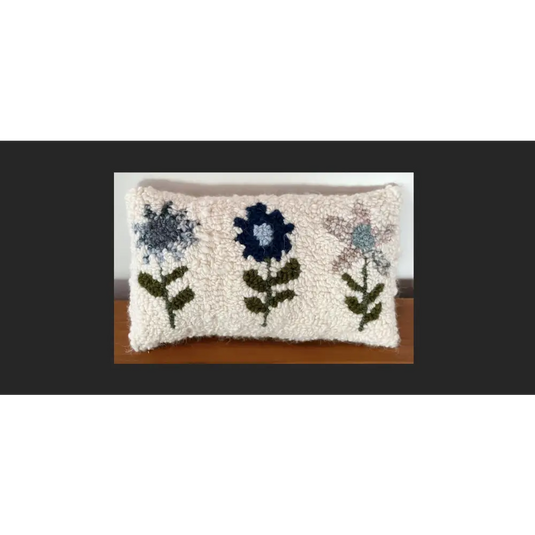 Bloom and Grow Punch Pillow - Kit with Pattern - Default