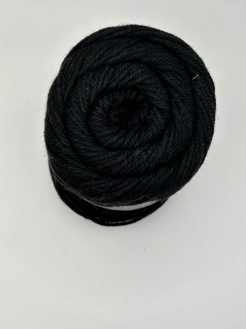 Load image into Gallery viewer, Dishie Worsted 100 gm Yarn - Black - 26669 - Default
