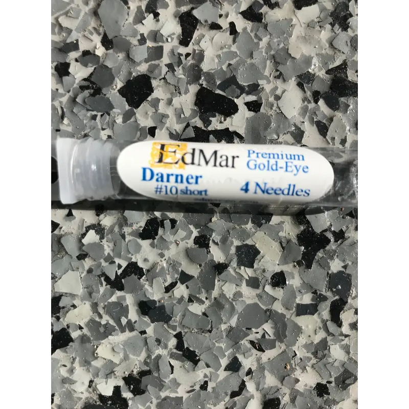 Load image into Gallery viewer, Edmar Gold Eye Darner 10’’ Short Needles - Default
