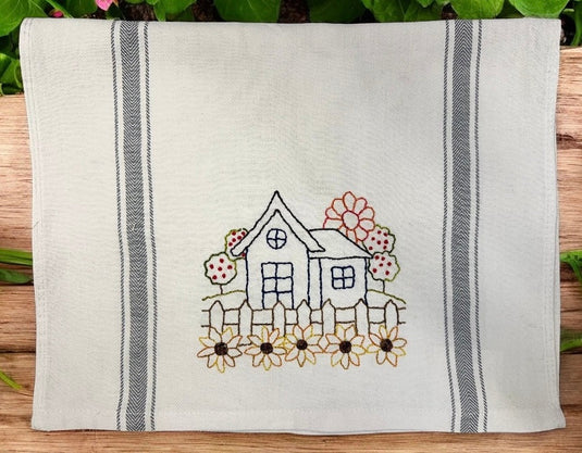 Fenceline Blooms Towel