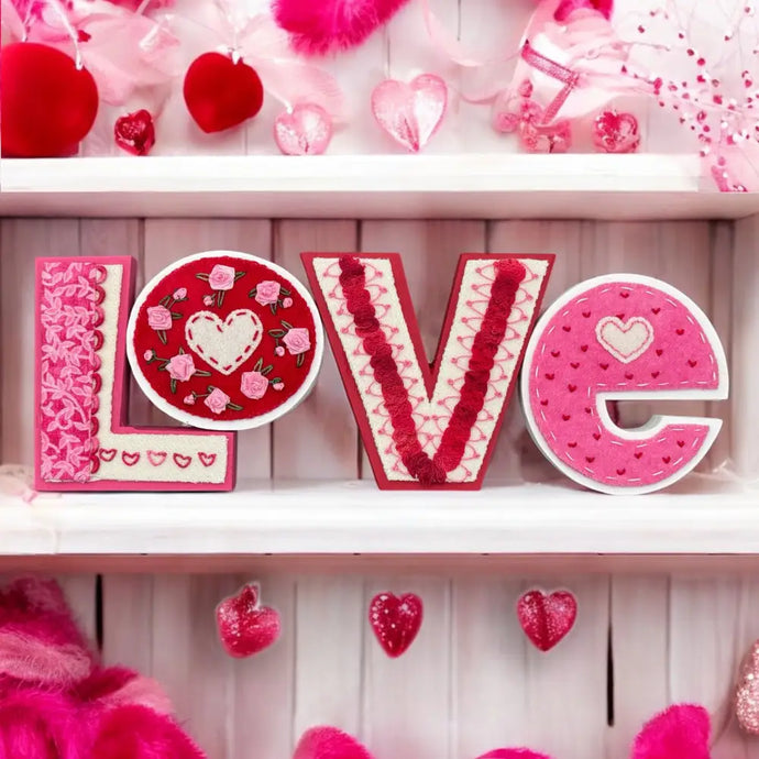 Love Shelf Sitters - Kit with Pattern