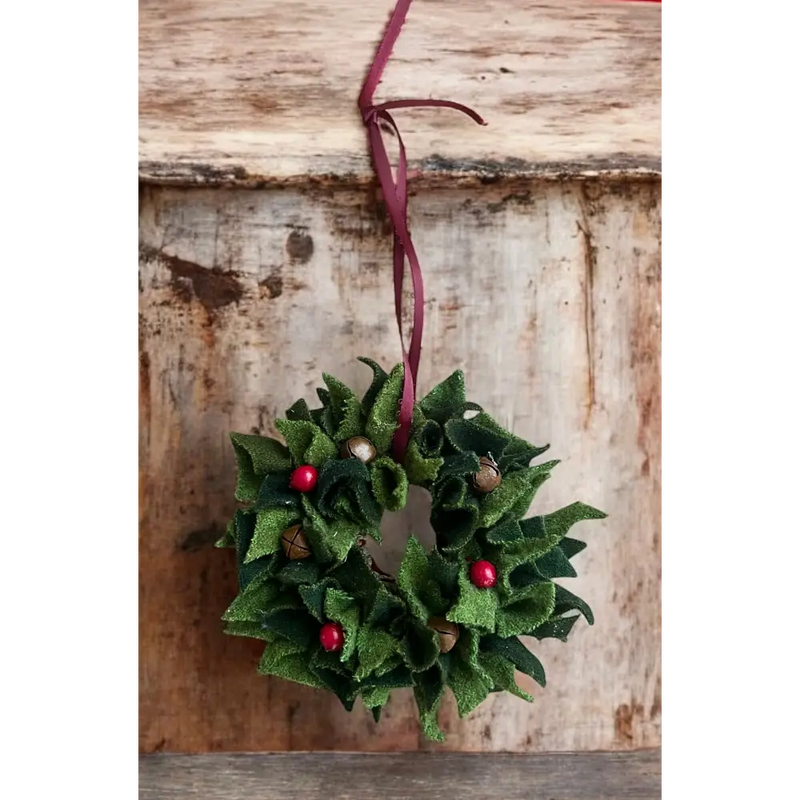 Load image into Gallery viewer, Proddy Wreath
