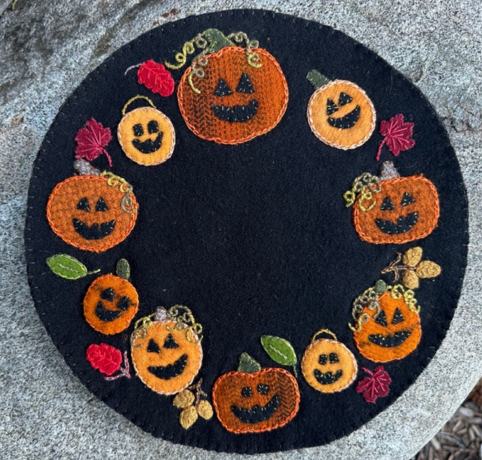 Pumpkin Mat Kit - Kit and Pattern - Default