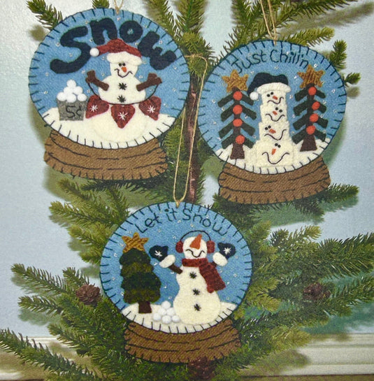 Snow ’Folks’ Globes - Default