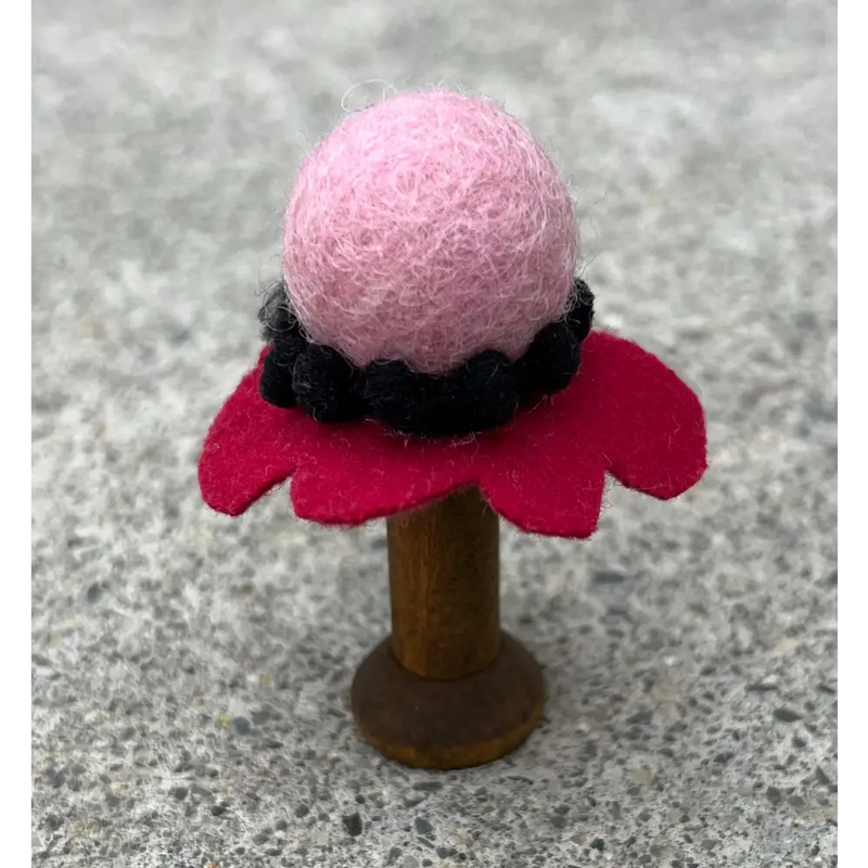 Load image into Gallery viewer, Spring Spool Pincushions
