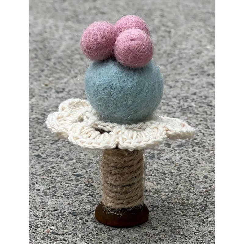 Load image into Gallery viewer, Spring Spool Pincushions
