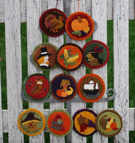 Thanksgiving Ornaments - Kit and Pattern - Default