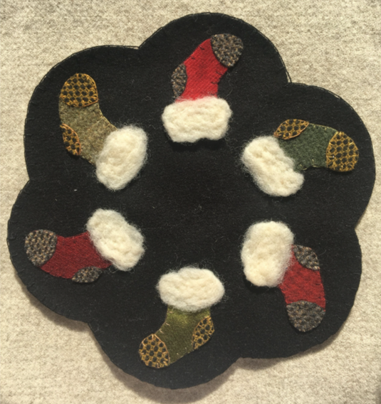 The Stockings Were Hung by Plays with Wool - Kit with pattern - Default