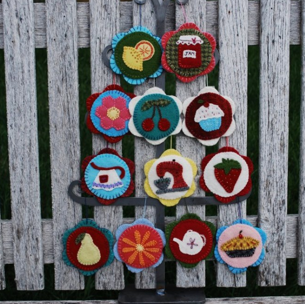 Vintage Kitchen Ornaments - Default