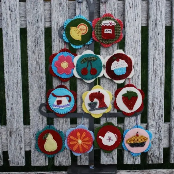 Vintage Kitchen Ornaments - Default